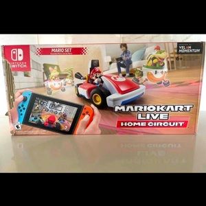 Nintendo Switch Mario Kart Live- Home Circuit (Mario Set)